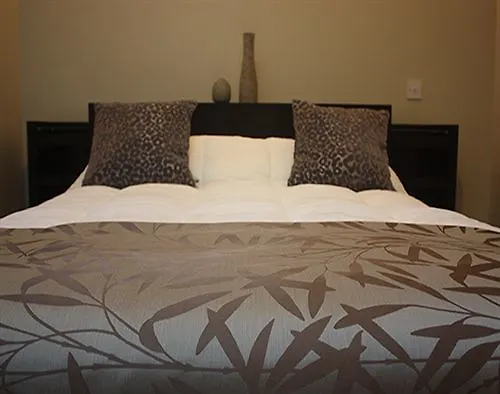 Lyall Apartment Hotel London
